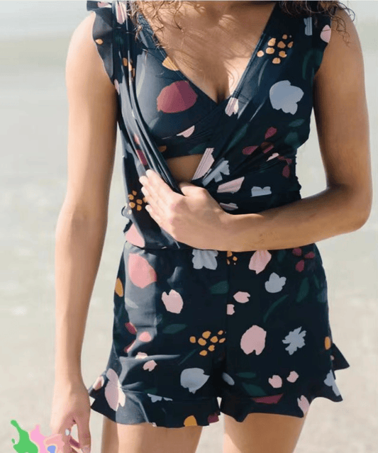 Agnie – Ruffled swimsuit with bust support